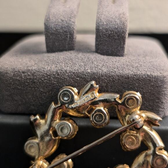 Eisenberg VTG Signed Multi Colored Rhinestone Wreath Brooch Pin Gold Tone - Picture 3 of 7